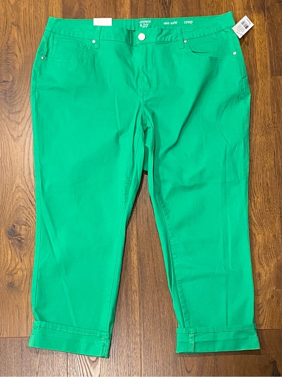 crown & ivy Denim - Crown & Ivy Curvy Women’s Green Crop Pants Size 22W